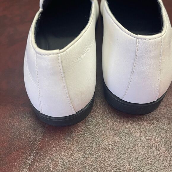 Section X white leather loafers skull and cross bones, size 9 new without tags - Picture 2 of 11